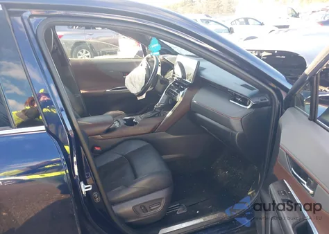 2021 Toyota Venza Limited из США, поврежденный, VIN JTEAAAAHXMJ056535